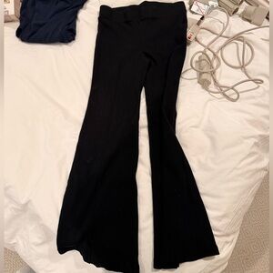 Donni The Rib Kick Flare in black sz large